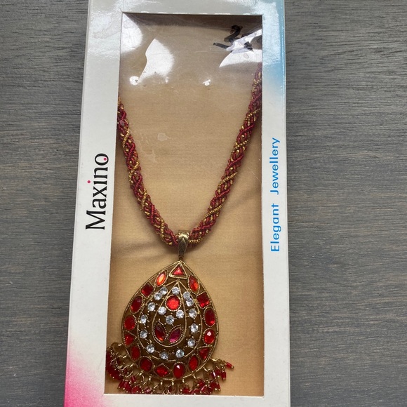 Necklace - Picture 4 of 4